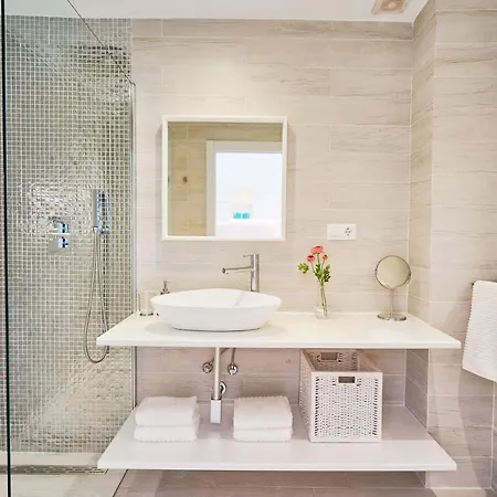 Puro Beach. Charming With Jacuzzi. Apartment