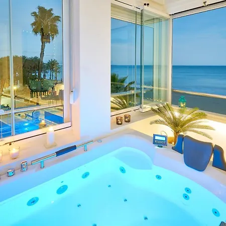 Apartamento Puro Beach. Charming With Jacuzzi. Torremolinos