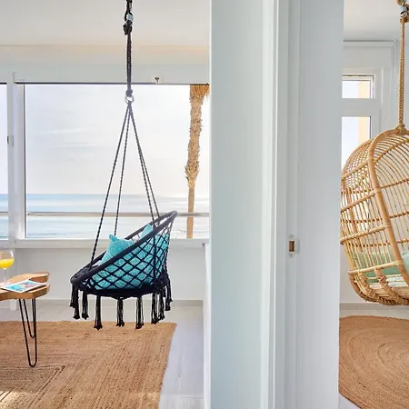 Puro Beach. Charming With Jacuzzi. *