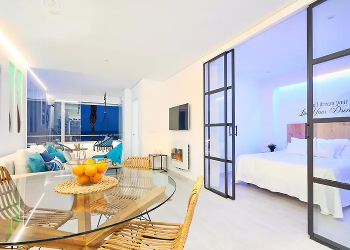 Puro Beach. Charming With Jacuzzi. *