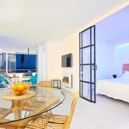 Puro Beach. Charming With Jacuzzi. *