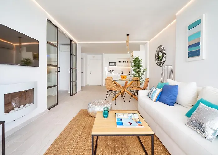 Appartement Puro Beach. Charming With Jacuzzi. *