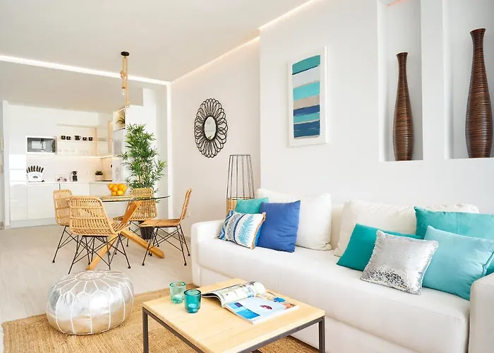 Appartement Puro Beach. Charming With Jacuzzi. *