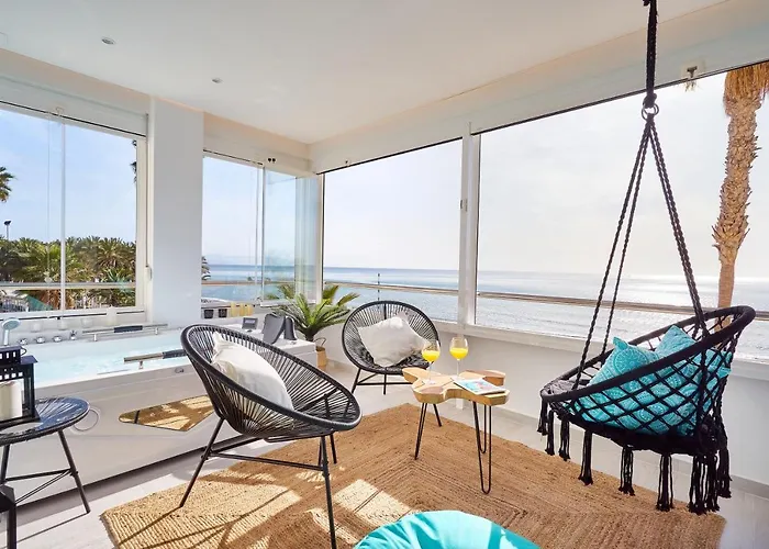 Puro Beach. Charming With Jacuzzi. Appartement Torremolinos