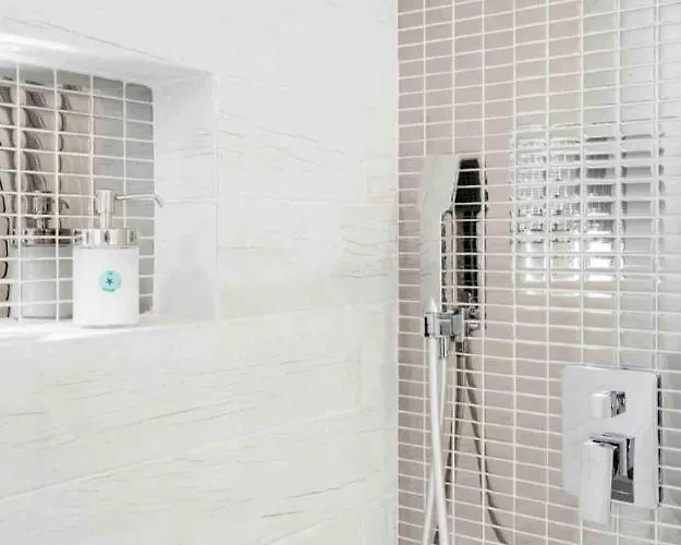 Puro Beach. Charming With Jacuzzi.