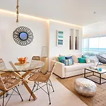 Puro Beach. Charming With Jacuzzi. Διαμέρισμα