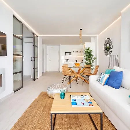 شقة Puro Beach. Charming With Jacuzzi. *