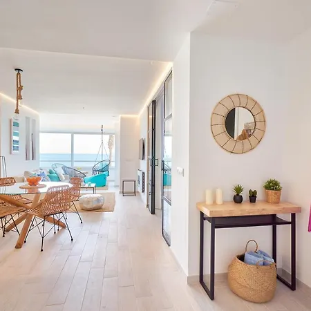 Puro Beach. Charming With Jacuzzi. *